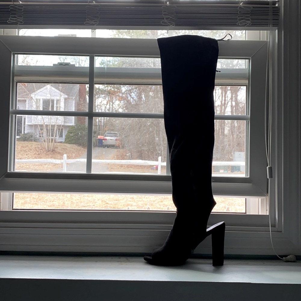 Open toed/heal boots